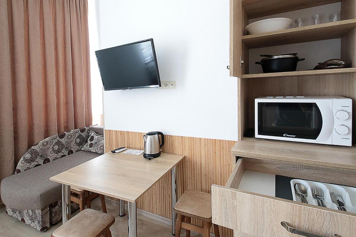 Buk Apartments On Doroshenka 29 ลวีฟ ภายนอก รูปภาพ