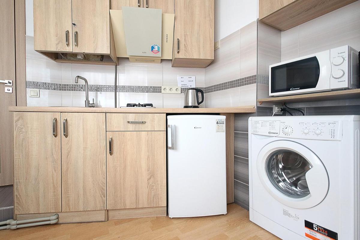 Buk Apartments On Doroshenka 29 ลวีฟ ภายนอก รูปภาพ